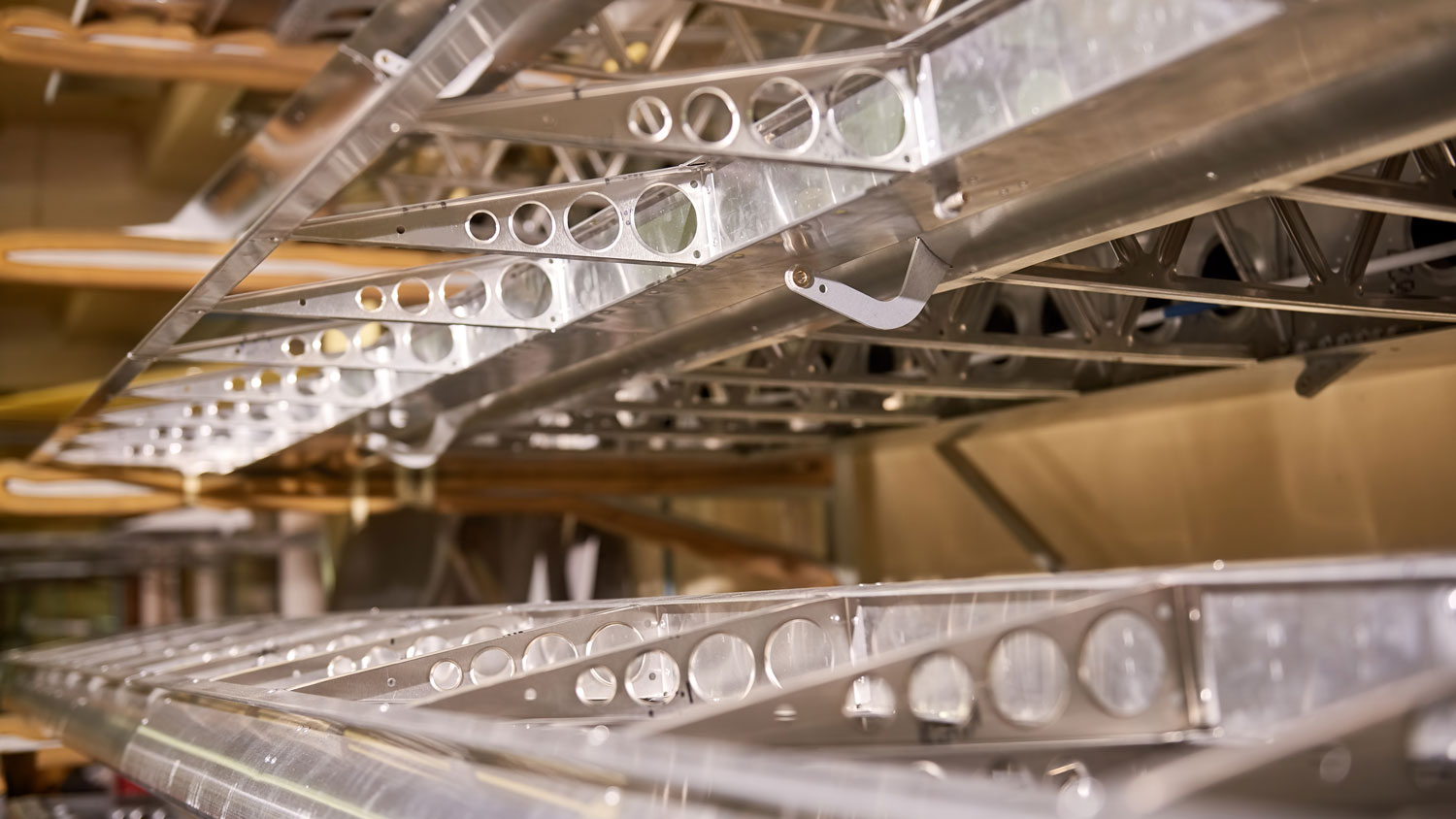 Aluminium Zerspanung meistern: Prozesssicher und effizient mit dem richtigen Kühlschmierstoff
