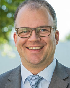 Portret van Marco Pfeiffer, een van de prestatie-optimaliseerders bij Rhenus Lub