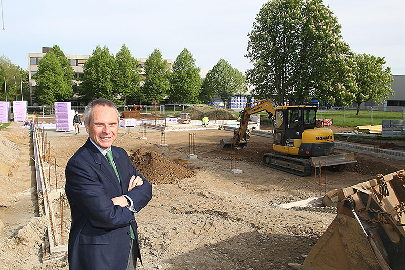 Dr Reiners in connection with the Rhenus Lub new-build project